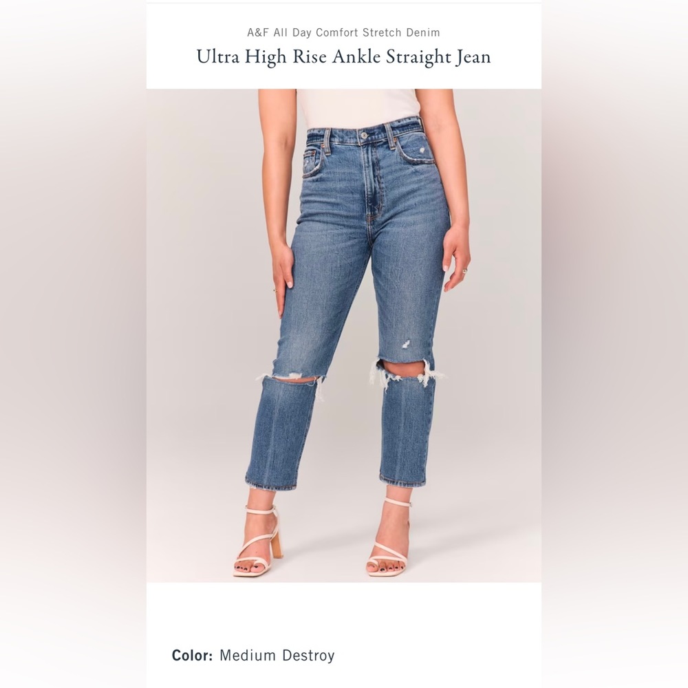 Abercrombie Ultra High Rise Ankle Straight Jean